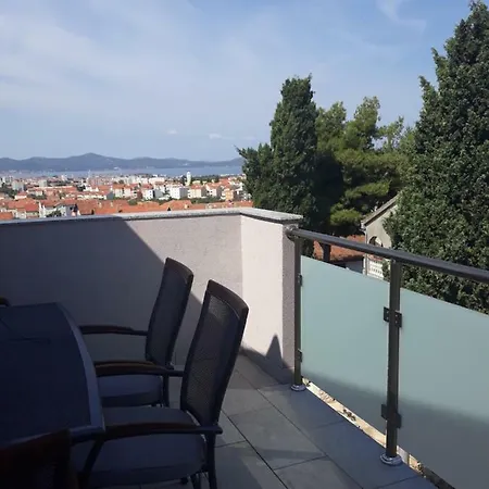 Marco Apartment *